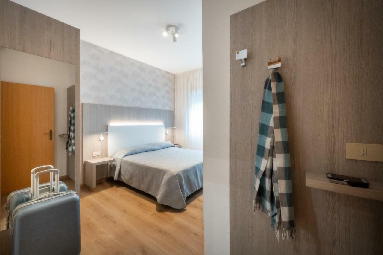 Hotel Fabris Caorle Exteriör bild